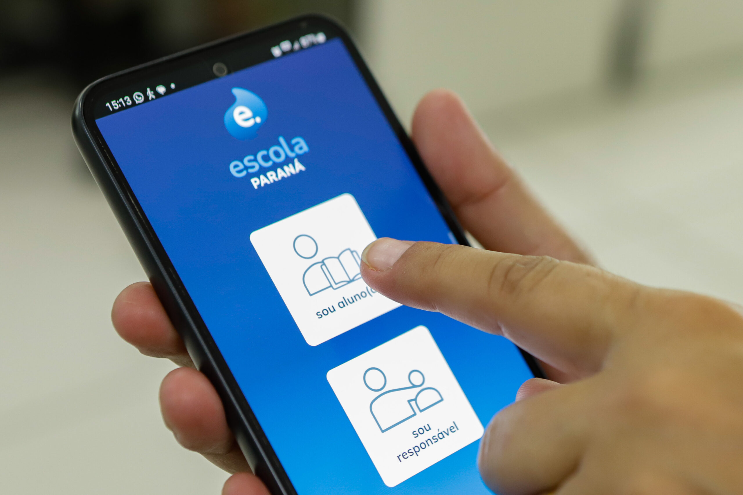 App Escola Paraná será levado a Cosud