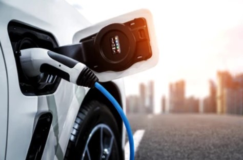 20 mil carros elétricos serão devolvidos e substituídos por modelos a combustão