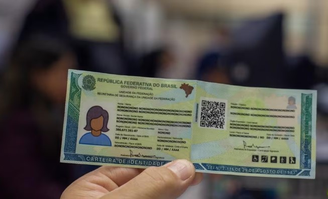 Paraná já emitiu mais de 130 mil carteiras de identidade no novo modelo