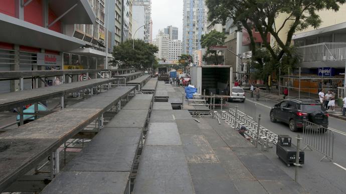 Avenida do samba, Marechal Deodoro pronta para o carnaval curitibano