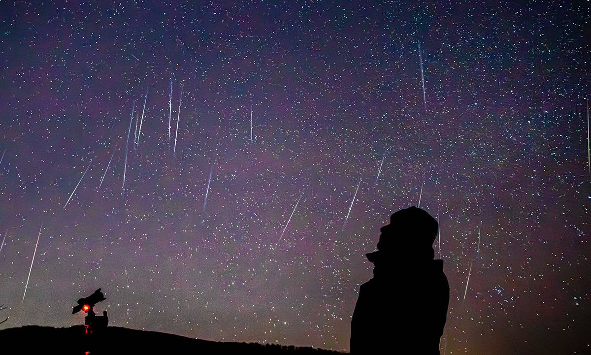 Curitiba poderá visualizar chuva de meteoros nesta madrugada