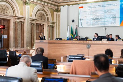 Vereadores de Curitiba têm capacitação sobre vedações