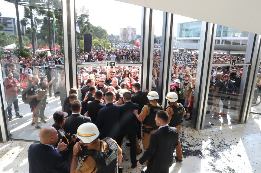 Invasão da Assembleia Legislativa do Paraná