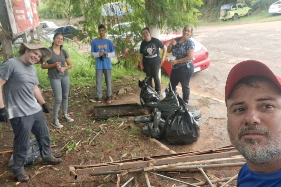 Mutirão de combate à dengue em Jacarezinho