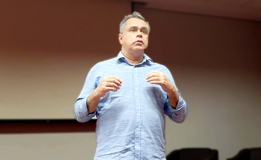 Dr. Angelo Contar no Cruz Vermelha