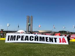 Vamos pedir impeachment para todo mundo? Não, só para os que nos contrariam