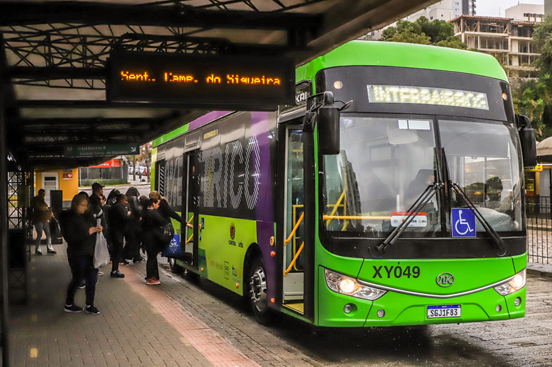 Sancionada nova lei do transporte coletivo de Curitiba