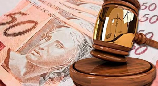 Com aumentos que podem superar 1000% o acesso a justiça no Paraná pode ficar inviável para a população