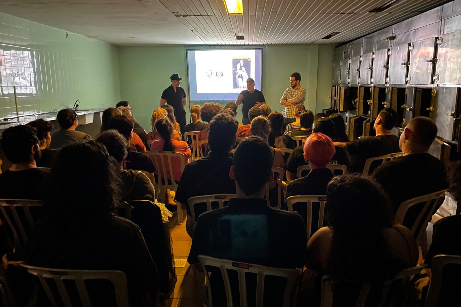 Festival exibe filmes de terror em antigo necrotério – Você vai?