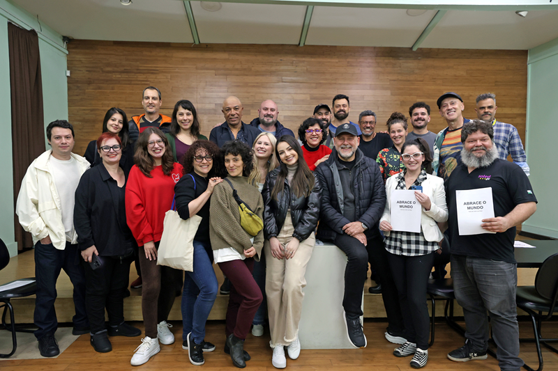 Elenco dos espetáculos do Natal de Curitiba 2025 inicia preparativos para a temporada