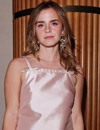 O charme atemporal de Emma Watson