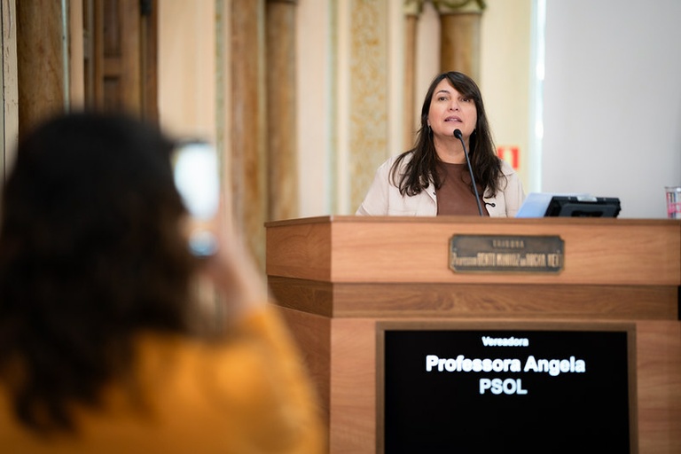 Comissão Processante ouve Professora Angela hoje